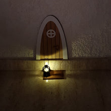 Lade das Bild in den Galerie-Viewer, Wichtel LED Laterne