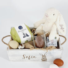 Lade das Bild in den Galerie-Viewer, Osterkisten und Inhalt