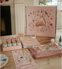 Lade das Bild in den Galerie-Viewer, Little Dutch Creative Box
