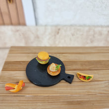 Lade das Bild in den Galerie-Viewer, Wichtel Fingerfood Platte
